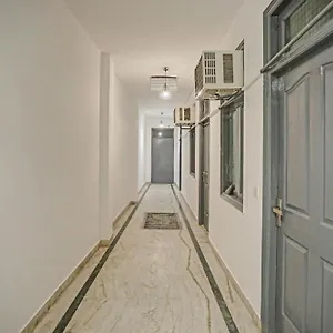 **** Hotel O The Premium India