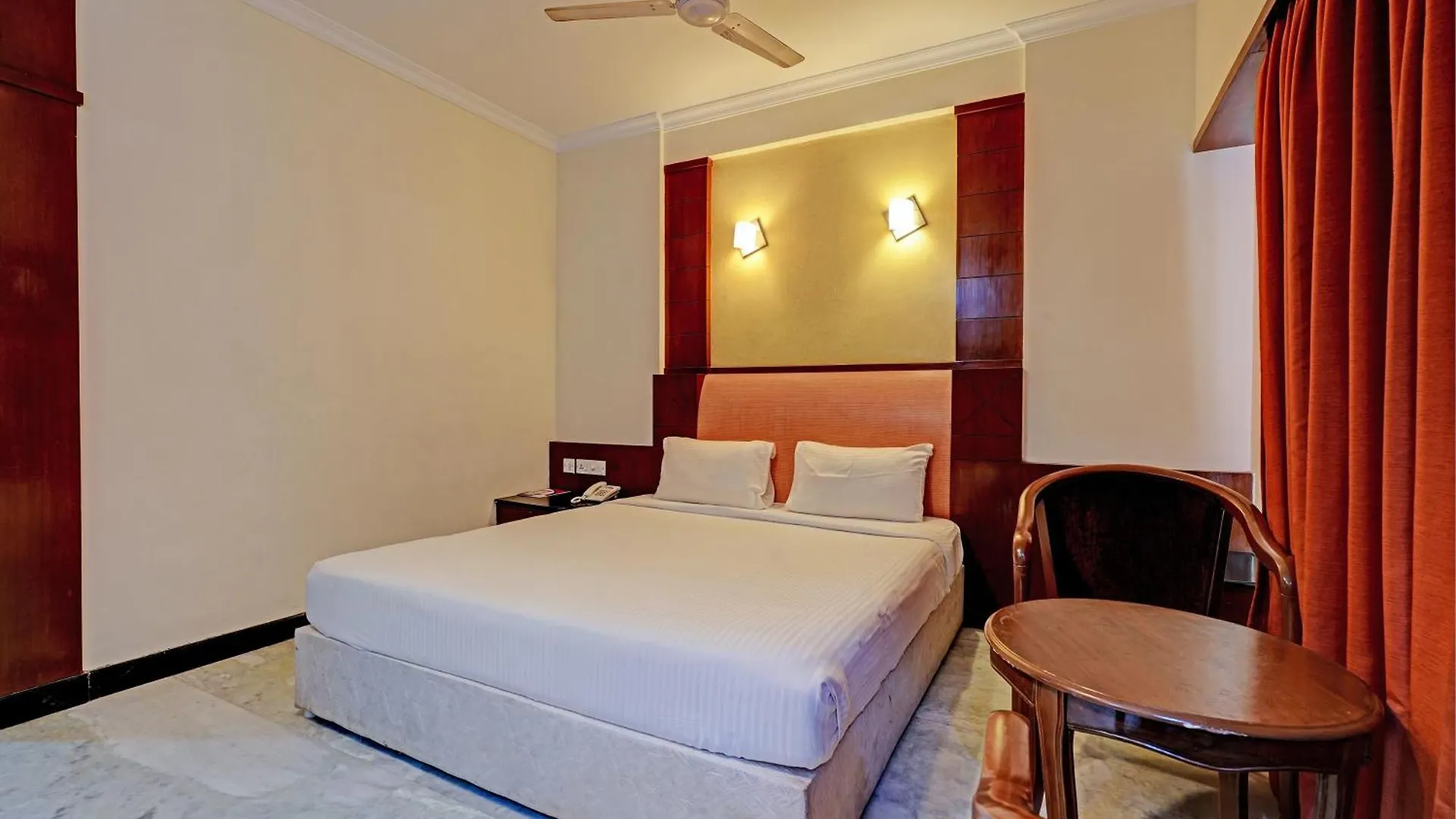 Hotel Prime Plaza Tark Delhi Airport New Delhi 4*,  India